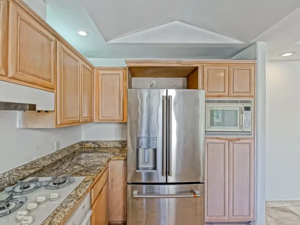 1875 S Beverly Glen Blvd APT 101, Los Angeles, CA 90025