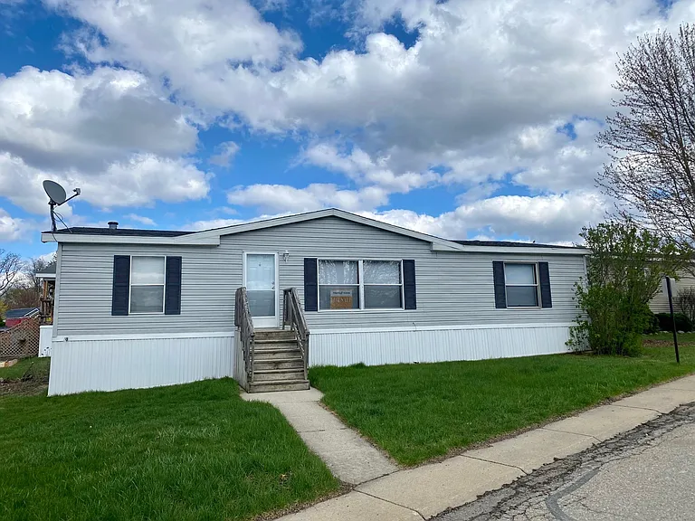 9460 Hunters Rill — Photo 16