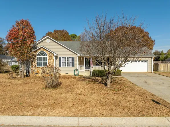 18 Hedgerow Ct SE, Cartersville, GA 30120