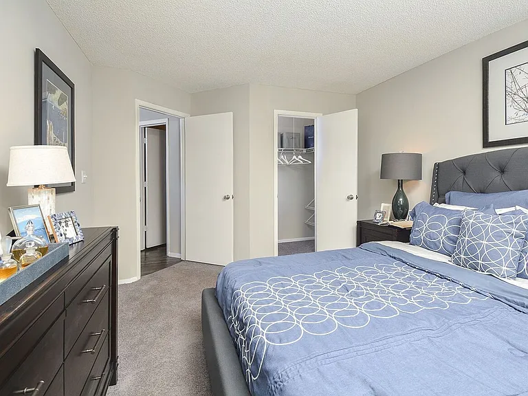 Tara Bridge Apartments — Photo 22