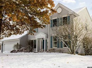 520 Normanskill Pl, Slingerlands, NY 12159