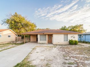 512 W 15th St, Del Rio, TX 78840