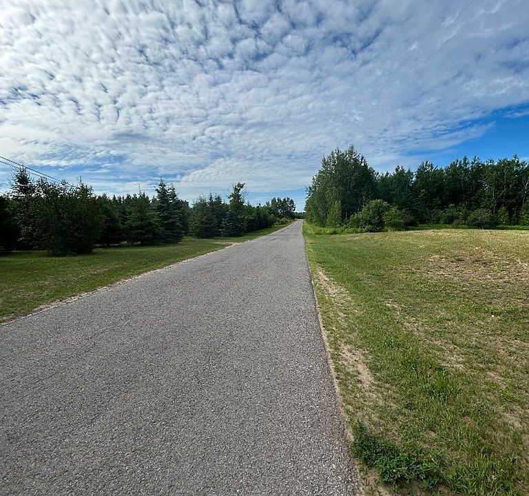 2nd image of 427 Wangum Rd