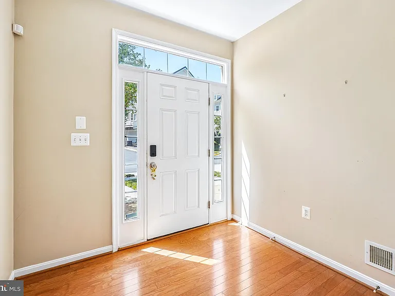 5522 Hartfield Ave — Photo 5