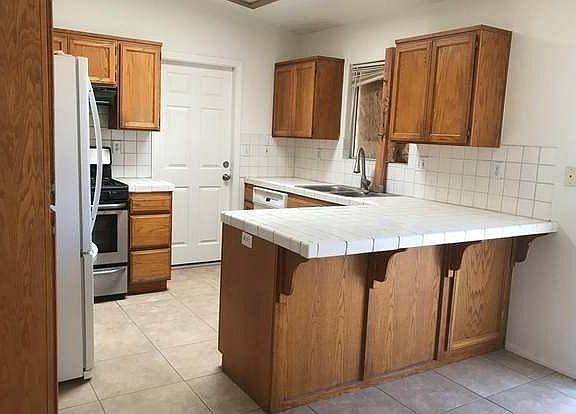 2nd image of 13166 El Rio Ln
