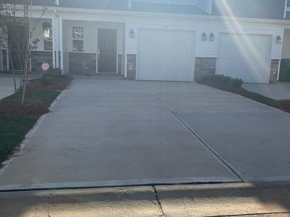 1st image of 817 Sandbach Rd