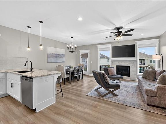 4th image of 602 Ridgeview Dr