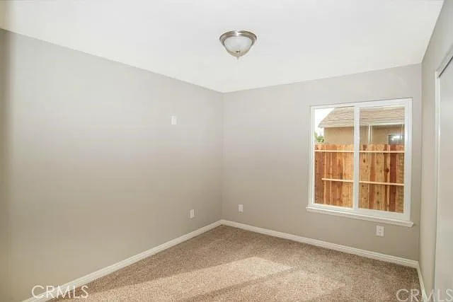 2057 S Cherry Ave — Photo 7
