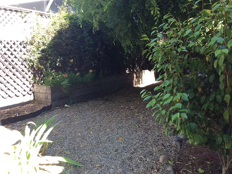 1 Berkeley Ct — Photo 15