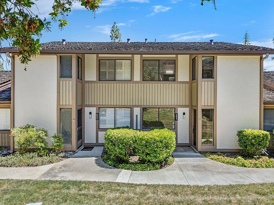 1st image of 6057 Calle De Rico