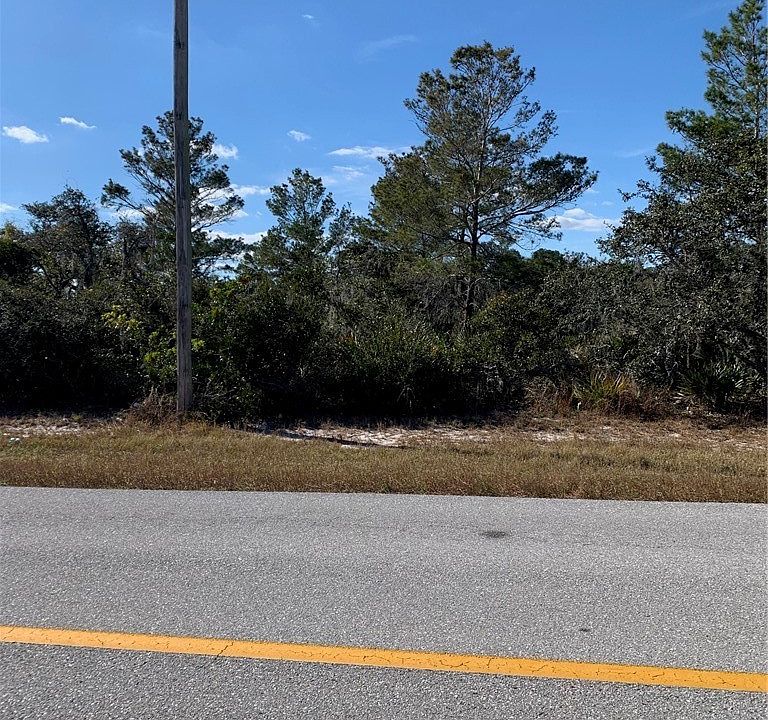1st image of 16 Highlands Lake Dr