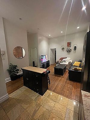 1st image of 11 E 30th St #3R