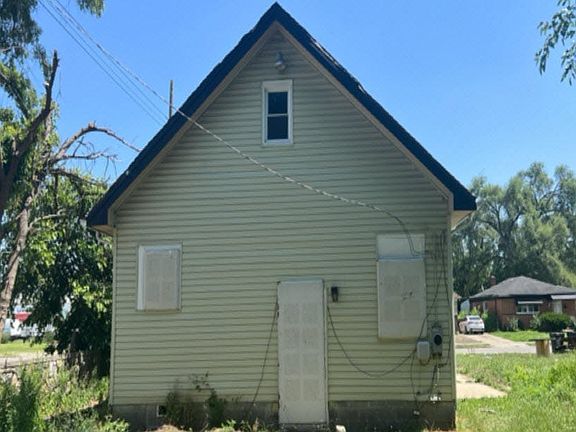 5th image of 20525 Cherrylawn St