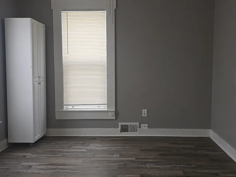 Living/Bedroom Combination