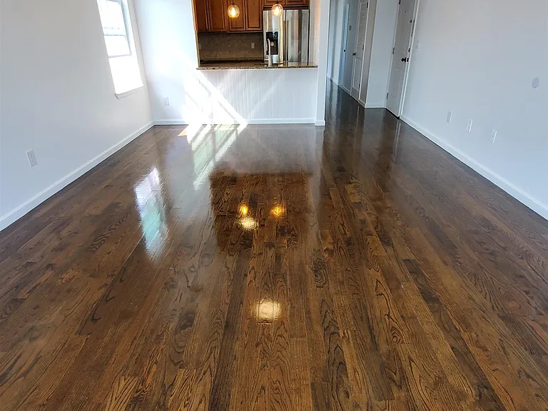 10 Mechanic St #2 — Photo 2