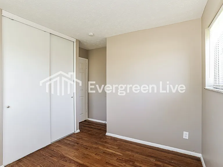 1653 Brightview Dr — Photo 11
