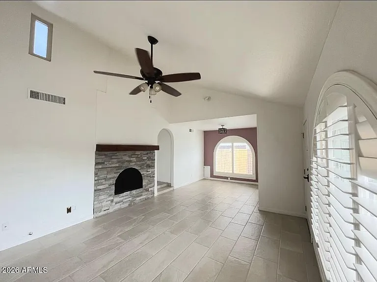 7501 E Happy Hollow Dr #3 — Photo 2