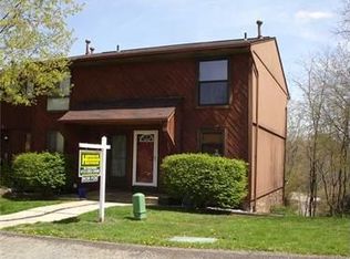 701 Bayberry Ln, Imperial, PA 15126