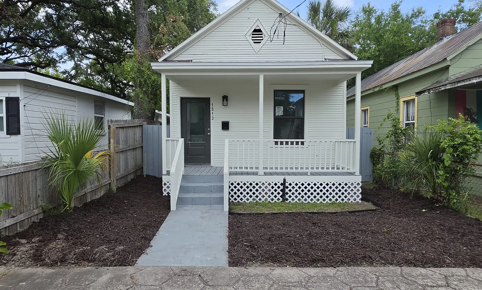 2 bed, 782 sqft, $1,750 — Photo 1
