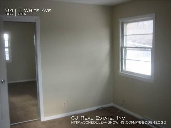 3rd image of 9411 White Ave