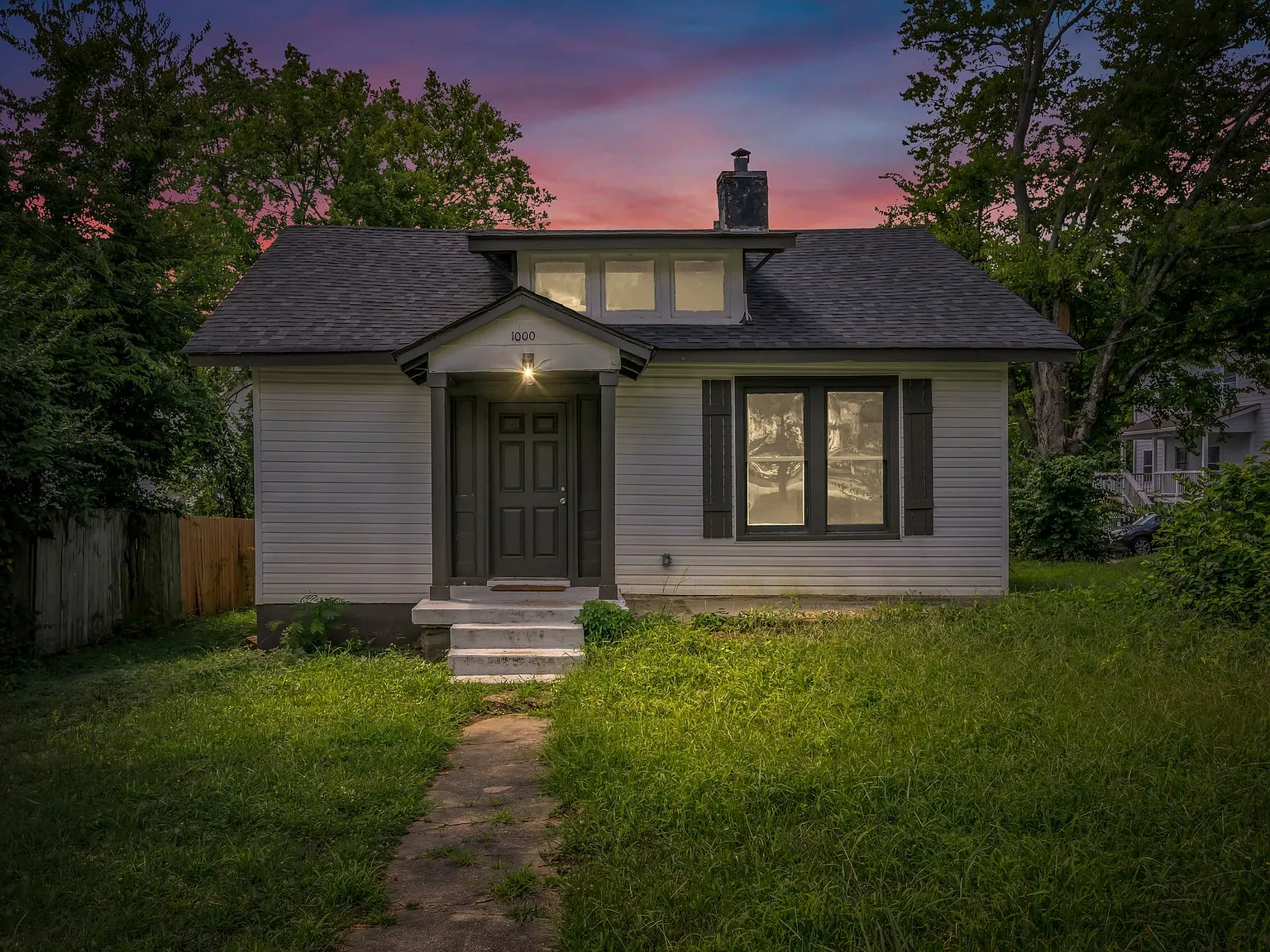 2 bed, 1120 sqft, $2,300 — Photo 1