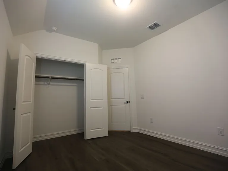 3412 Marginal Dr — Photo 27