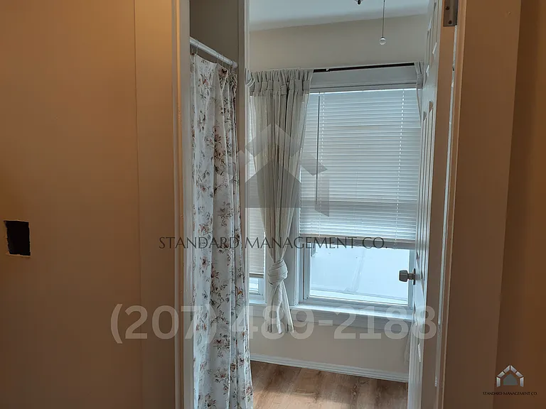 195 Main St — Photo 10