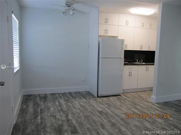 5th image of 1860 Venice Park Dr APT 217