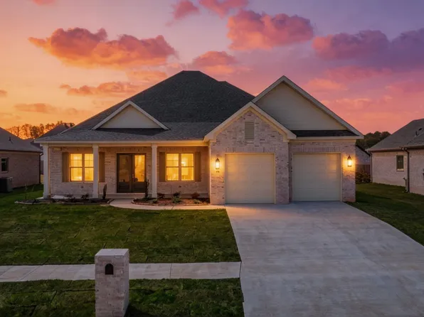 514 Corondelet Ln, Maumelle, AR 72113