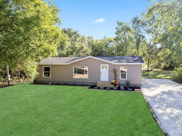 204 N Shelly Ave, Reddick, IL 60961