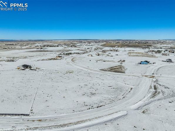 2940 Hoofprint Rd, Peyton, CO 80831