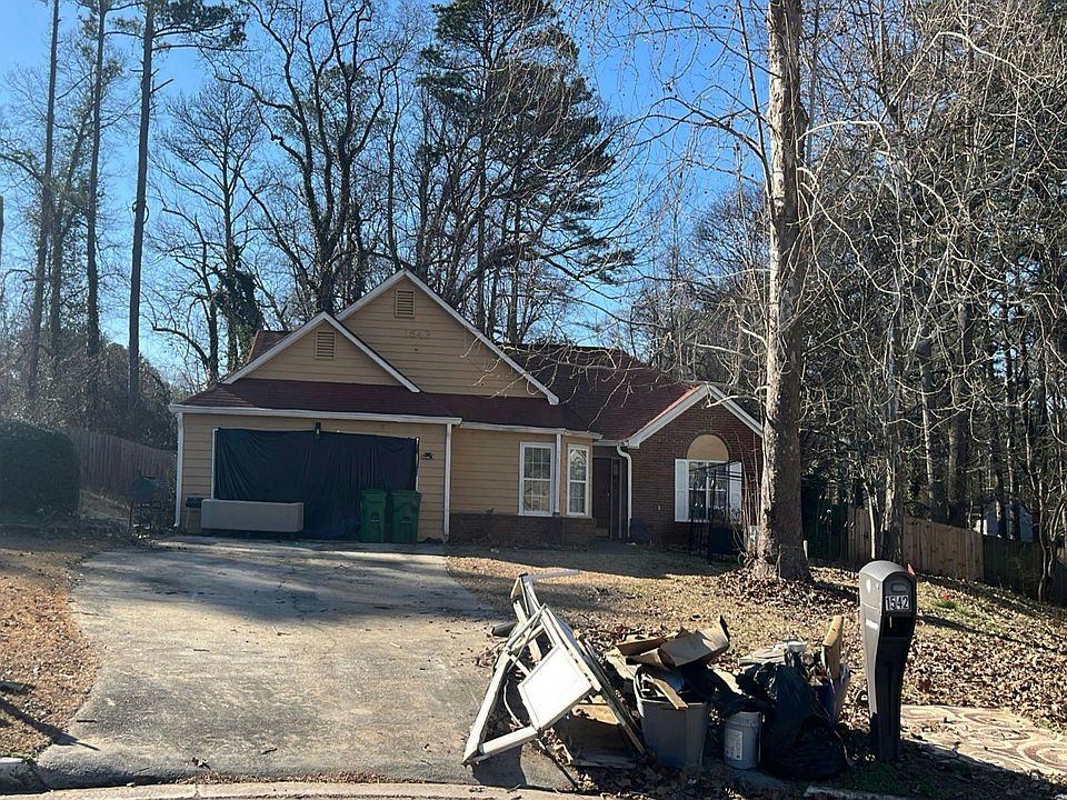 1st image of 1542 Canberra Dr