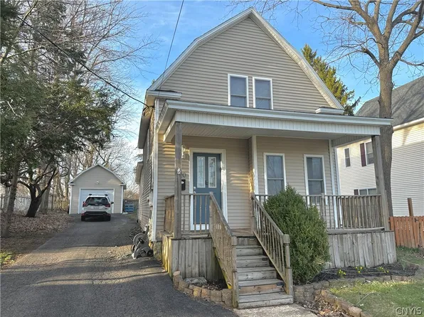 220 Chestnut St, Watertown, NY 13601
