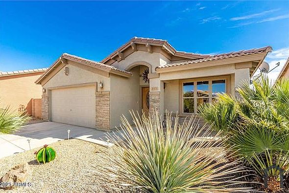 1st image of 2372 N Oakmont Ln