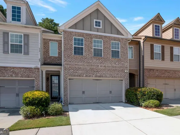 3275 Clear View Dr, Snellville, GA 30078