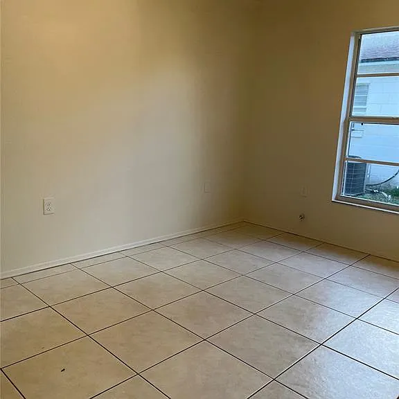 3021 W Tampa Bay Blvd — Photo 12