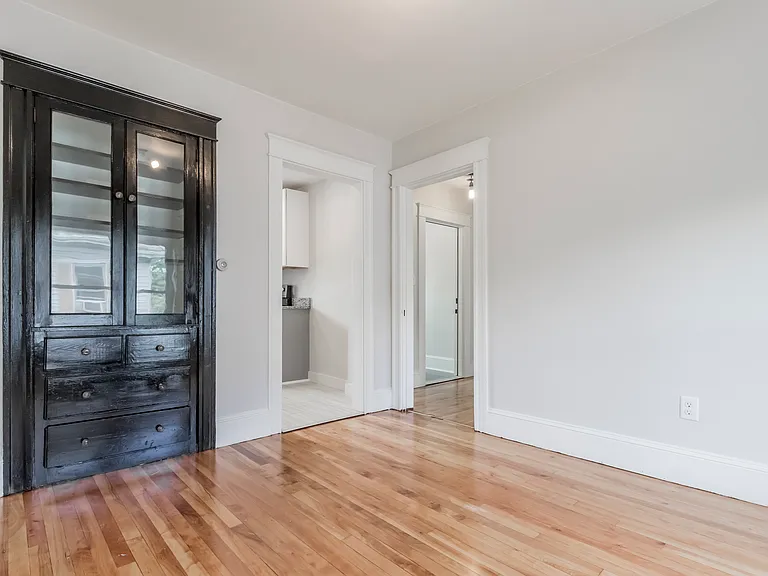 206 Pine St #2 — Photo 21