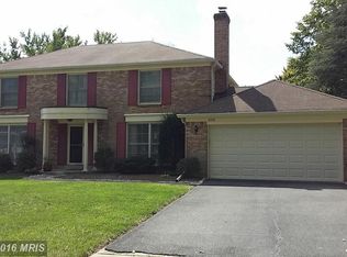 8728 Sleepy Hollow Ln, Potomac, MD 20854