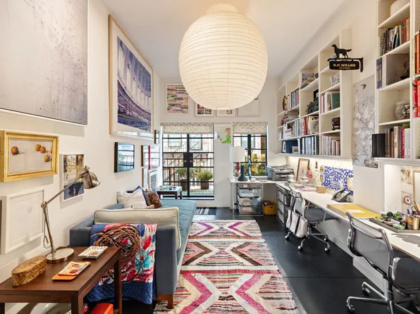 35 East 10th Street image 9 of 10