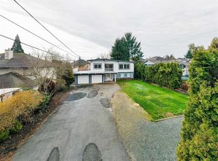 19112 60b Ave, Surrey, BC V3S 7T8