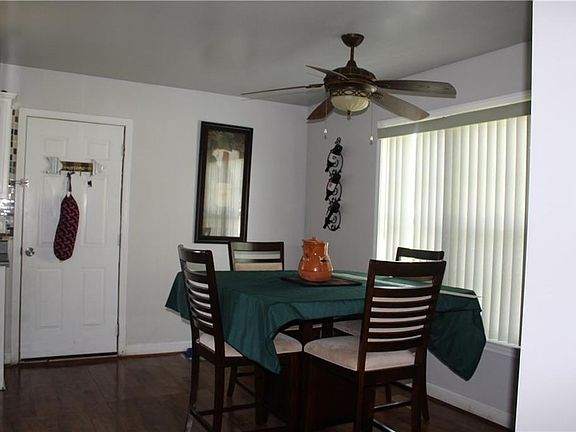 4th image of 410 1st St