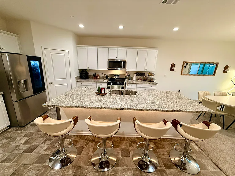 Living Room and Kitchen
Modern Open concept Style
Modern Smart LEDs
Premium Stainless Steel Appliances