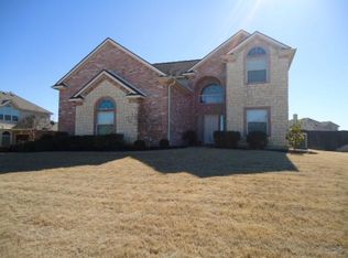 1216 Clearbrook Dr, Kennedale, TX 76060