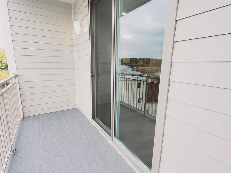 916 Hope St #405 — Photo 6