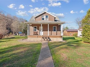 124 Hampton Rd, Mill Run, PA 15464