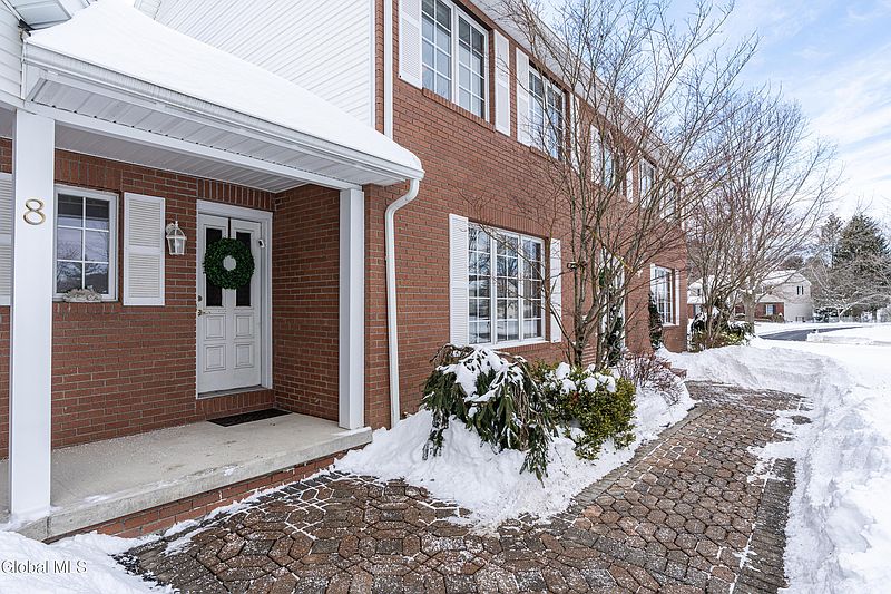4th image of 8 Malden Lane