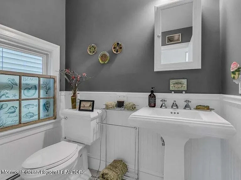 80 Heck Ave — Photo 26