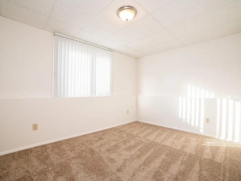 1609 Sand Ct #7 — Photo 9