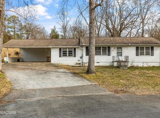 104 Sequoia Ln, Oak Ridge, TN 37830
