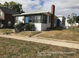 914 W 12th St, Sioux Falls, SD 57104